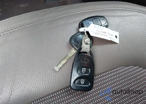 2012 Hyundai Tucson Gls from USA, damaged, VIN KM8JU3AC1CU437551